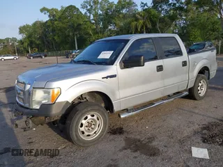 2013 Ford F-150 XL z VIN 1FTFW1ET4DKF05583, wystawiony jako IAAI lot #41864594 z przebiegiem 244 402 mil mil oraz . Historia ofert i sprzedaży dostępna na DreamBid. Obrazek 2.
