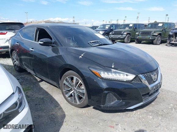2021 Nissan Maxima SV with VIN 1N4AA6CV6MC514778, listed as a IAAI auction lot 41481262 with 70,282 mi miles. Bid and sale history available at carsss.com. Image 1.