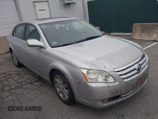 2006 Toyota Avalon XL with VIN 4T1BK36B26U063255, listed as a IAAI auction lot 42191701 with 91,860 mi miles. Bid and sale history available at carsss.com. Image 1.