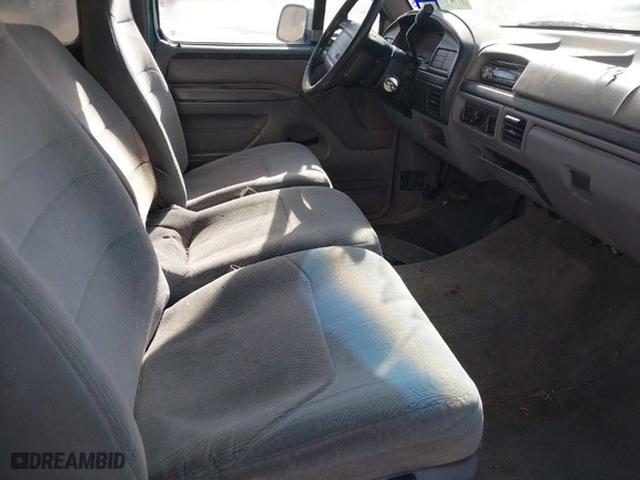 1996 Ford F-150 Special with VIN 1FTEX15N7TKA31170, listed as a IAAI auction lot 41627572 with 1 miles. Bid and sale history available at carsss.com. Image 5.
