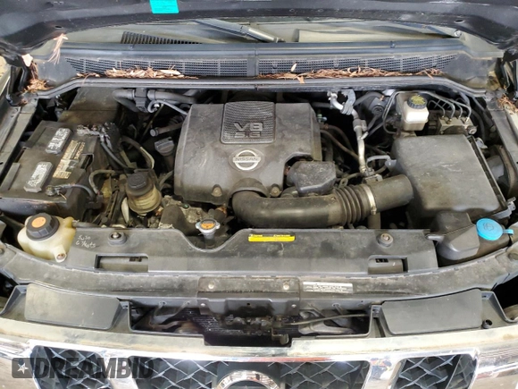 2010 Nissan Titan LE with VIN 1N6AA0EC2AN325657, listed as a Copart auction lot 88307625 with 147,010 mi miles and Salvage Title. Bid and sale history available at carsss.com. Image 11.