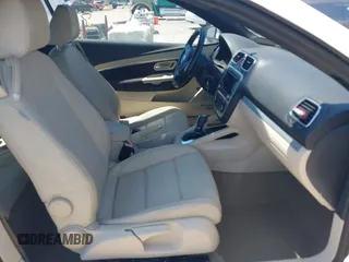 2012 Volkswagen Eos Komfort с VIN WVWBW7AH7CV019799, выставлен на аукционе IAAI как лот 42343610 с пробегом 102 737 миль миль и . История ставок и продаж доступна на DreamBid. Изображение 5.