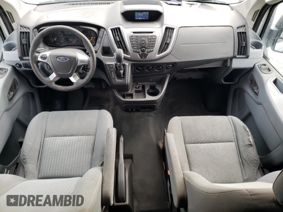 2015 Ford Transit XL z VIN 1FBZX2CG5FKA75687, wystawiony jako Copart lot #83569214 z przebiegiem 73 422 mil mil oraz Czysty tytuł • Clean title. Historia ofert i sprzedaży dostępna na DreamBid. Obrazek 8.