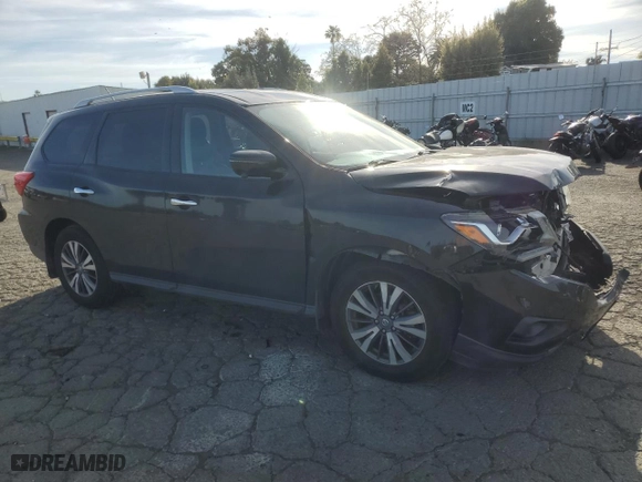 2017 Nissan Pathfinder SL with VIN 5N1DR2MM2HC913431, listed as a Copart auction lot 50465095 with NaN miles and Salvage Title. Bid and sale history available at carsss.com. Image 4.