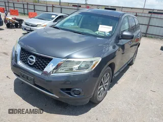 2014 Nissan Pathfinder SL with VIN 5N1AR2MN0EC688370, listed as a IAAI auction lot 42549269 with 137,462 mi miles and . Bid and sale history available at DreamBid. Image 2.
