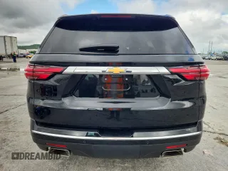 2022 Chevrolet Traverse High Country z VIN 1GNEVNKW6NJ133098, wystawiony jako Copart lot #59689065 z przebiegiem 52 627 mil mil oraz Czysty tytuł • Clean title. Historia ofert i sprzedaży dostępna na DreamBid. Obrazek 6.