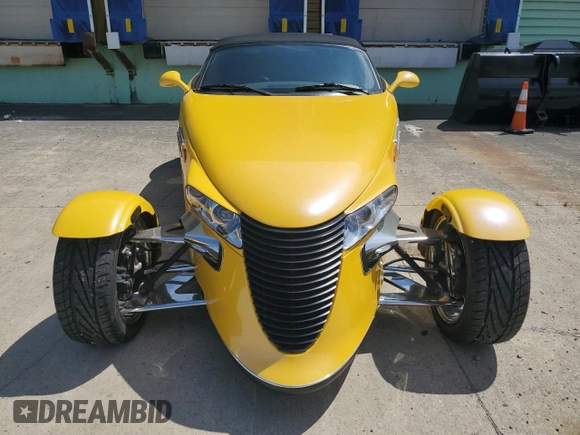 2000 Plymouth Prowler z VIN 1P3EW65G4YV605652, wystawiony jako Copart lot #61837594 z przebiegiem 130 326 mil mil oraz Tytuł czysty. Historia ofert i sprzedaży dostępna na DreamBid. Obrazek 5.