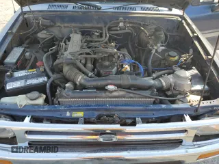 1994 Toyota Pickup DLX z VIN 4TARN81P6RZ225806, wystawiony jako Copart lot #41585065 z przebiegiem 138 719 mil mil oraz Czysty tytuł • Clean title. Historia ofert i sprzedaży dostępna na DreamBid. Obrazek 11.