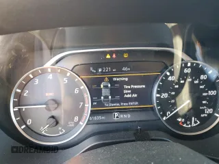 2018 Nissan Titan SV with VIN 1N6AA1E6XJN537139, listed as a Copart auction lot 49924305 with 61,835 mi miles and Salvage Title. Bid and sale history available at carsss.com. Image 9.