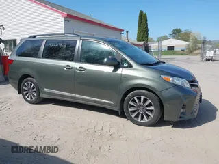 2019 Toyota Sienna XLE z VIN 5TDDZ3DC5KS218481, wystawiony jako IAAI lot #42220963 z przebiegiem 73 962 mil mil oraz . Historia ofert i sprzedaży dostępna na DreamBid. Obrazek 13.