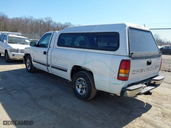 2002 Chevrolet Silverado 1500 with VIN 1GCEC14W62Z172789, listed as a IAAI auction lot 41763471 with 60,134 mi miles. Bid and sale history available at carsss.com. Image 3.