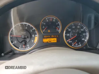 2011 Nissan Armada SV z VIN 5N1BA0ND7BN611338, wystawiony jako Copart lot #57069135 z przebiegiem 183 444 mil mil oraz Szkoda całkowita • Salvage title. Historia ofert i sprzedaży dostępna na DreamBid. Obrazek 9.