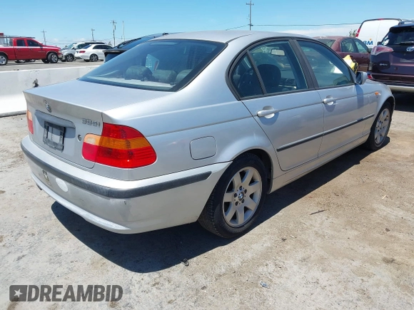 2003 BMW 3 Series 325i with VIN WBAAZ33443PH33206, listed as a IAAI auction lot 42792697 with 125,837 mi miles and . Bid and sale history available at DreamBid. Image 4.