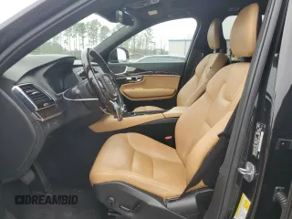 2016 Volvo XC90 T6 Momentum with VIN YV4A22PK6G1021843, listed as a Copart auction lot 44943335 with 136,833 mi miles and Clean Title. Bid and sale history available at DreamBid. Image 7.