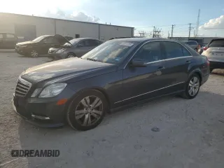 2013 Mercedes-Benz E-Class E 350 Luxury BlueTEC with VIN WDDHF2EBXDA728289, listed as a Copart auction lot 69071724 with 157,391 mi miles and Salvage Title. Bid and sale history available at carsss.com. Image 1.