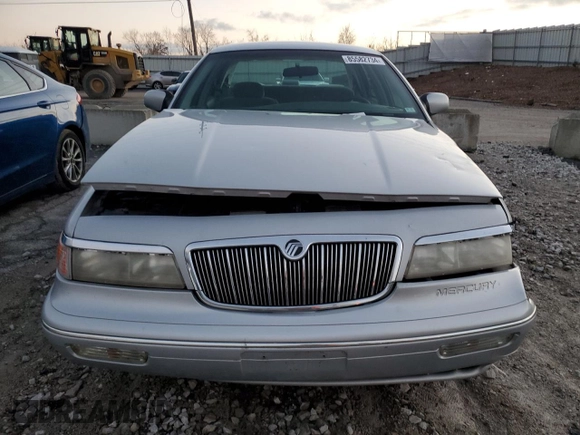 1996 Mercury Grand Marquis GS with VIN 2MELM74W8TX653415, listed as a Copart auction lot 85582734 with 187,282 mi miles and Salvage Title. Bid and sale history available at DreamBid. Image 5.