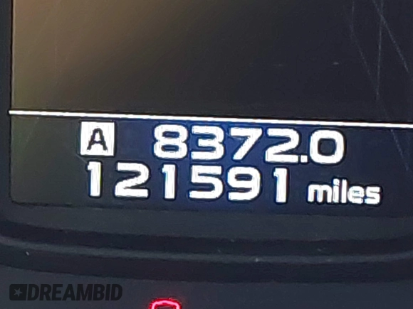 2014 Subaru Outback Limited with VIN 4S4BRDLC2E2225362, listed as a IAAI auction lot 41589075 with 121,591 mi miles and . Bid and sale history available at DreamBid. Image 15.