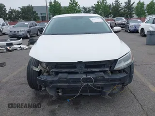 2014 Volkswagen Jetta SE с VIN 3VWD17AJ5EM390433, выставлен на аукционе IAAI как лот 42432308 с пробегом 257 086 миль миль и . История ставок и продаж доступна на DreamBid. Изображение 6.