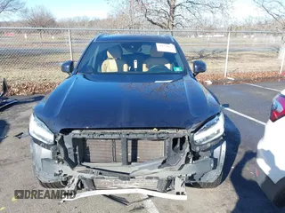 2017 Volvo XC90 Inscription with VIN YV4A22PL7H1142570, listed as a IAAI auction lot 41173079 with 165,647 mi miles. Bid and sale history available at carsss.com. Image 12.