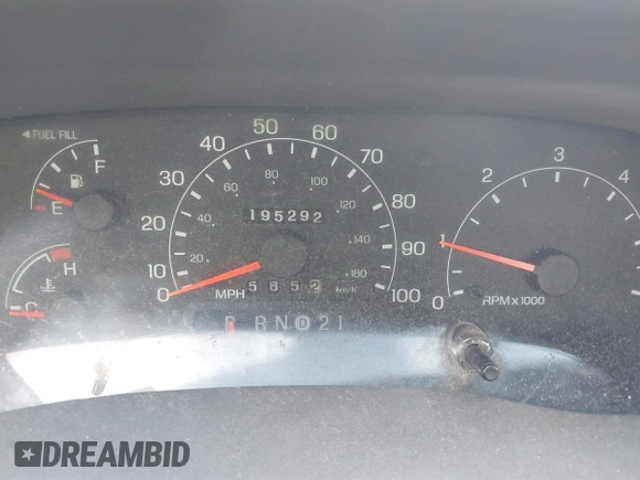 2001 Ford Super Duty F-250 XL with VIN 1FTNX20L81EC24211, listed as a IAAI auction lot 41472600 with 195,292 mi miles. Bid and sale history available at carsss.com. Image 7.