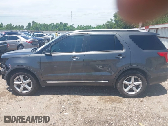 2018 Ford Explorer XLT with VIN 1FM5K7D81JGC40820, listed as a IAAI auction lot 42357205 with 95,036 mi miles and . Bid and sale history available at DreamBid. Image 15.