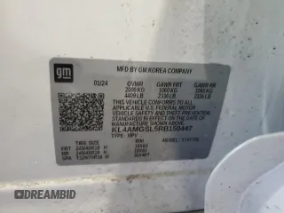 2024 Buick Encore GX Avenir with VIN KL4AMGSL5RB150447, listed as a Copart auction lot 42165435 with 15,694 mi miles and Salvage title. Bid and sale history available at DreamBid. Image 13.
