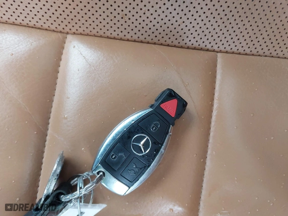2015 Mercedes-Benz E-Class E 400 with VIN WDDKJ6HB7FF294796, listed as a IAAI auction lot 41800037 with 77,656 mi miles. Bid and sale history available at carsss.com. Image 11.