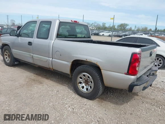 2005 Chevrolet Silverado 1500 LS with VIN 2GCEC19V851328750, listed as a IAAI auction lot 42138127 with 224,566 mi miles and . Bid and sale history available at DreamBid. Image 3.