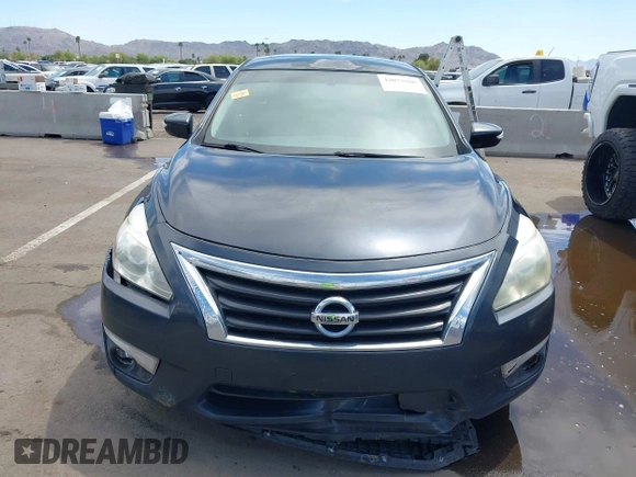 2015 Nissan Altima SV with VIN 1N4AL3AP2FC225140, listed as a IAAI auction lot 42073500 with 190,754 mi miles and . Bid and sale history available at carsss.com. Image 6.