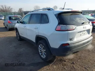 2019 Jeep Cherokee Latitude with VIN 1C4PJMCX2KD356537, listed as a IAAI auction lot 41197817 with 134,043 mi miles. Bid and sale history available at carsss.com. Image 3.