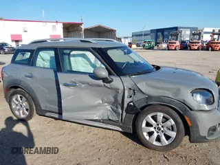 2019 MINI Countryman Cooper z VIN WMZYS7C5XK3F45978, wystawiony jako IAAI lot #42388194 z przebiegiem 62 725 mil mil oraz . Historia ofert i sprzedaży dostępna na DreamBid. Obrazek 6.