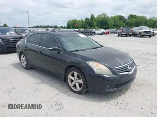 2007 Nissan Altima SL with VIN 1N4BL21E27C224066, listed as a IAAI auction lot 42119560 with 122,769 mi miles and . Bid and sale history available at carsss.com. Image 1.