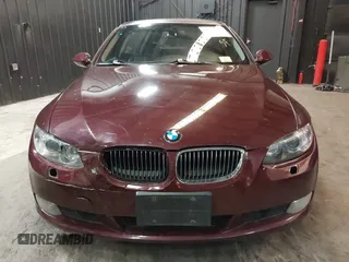 2009 BMW 3 Series 328i xDrive z VIN WBAWC33539PC87767, wystawiony jako IAAI lot #41988576 z przebiegiem 122 842 mil mil oraz . Historia ofert i sprzedaży dostępna na DreamBid. Obrazek 6.