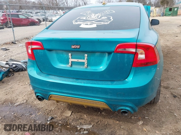 2017 Volvo S60 Dynamic with VIN YV126MFL3H2429594, listed as a IAAI auction lot 41405924 with 1 mi miles. Bid and sale history available at carsss.com. Image 17.