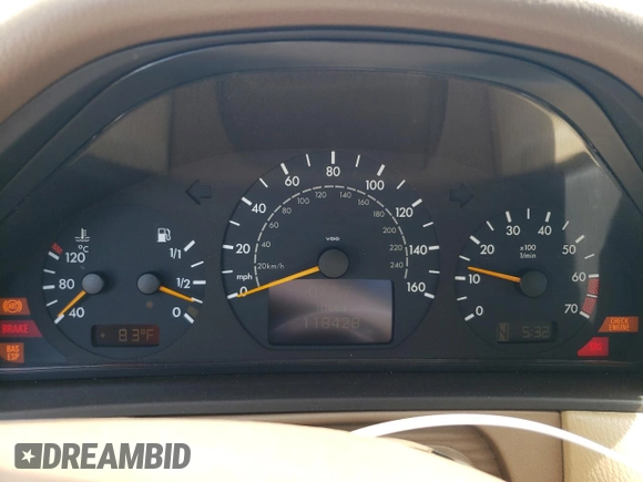 2001 Mercedes-Benz E 320 z VIN WDBJF65J91B243222, wystawiony jako Copart lot #52876235 z przebiegiem 118 428 mil mil oraz Czysty tytuł • Clean title. Historia ofert i sprzedaży dostępna na DreamBid. Obrazek 9.
