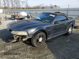 2000 Ford Mustang GT with VIN 1FAFP45X4YF270902, listed as a Copart auction lot 48821005 with 0 mi miles and Salvage Title. Bid and sale history available at carsss.com. Image 1.