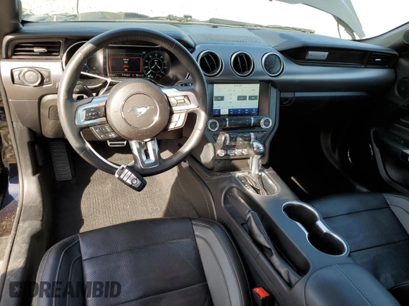 2021 Ford Mustang EcoBoost with VIN 1FA6P8TH3M5132884, listed as a Copart auction lot 40433163 with 27,819 mi miles and . Bid and sale history available at DreamBid. Image 8.