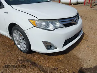 2012 Toyota Camry XLE z VIN 4T1BD1FK4CU018747, wystawiony jako IAAI lot #42275078 z przebiegiem 199 129 mil mil oraz . Historia ofert i sprzedaży dostępna na DreamBid. Obrazek 19.