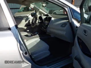 2013 Nissan LEAF SV with VIN 1N4AZ0CP7DC408640, listed as a IAAI auction lot 41613606 with 50,800 mi miles. Bid and sale history available at carsss.com. Image 5.