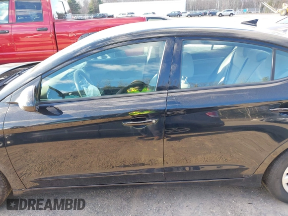 2017 Hyundai Elantra SE with VIN 5NPD74LF9HH111584, listed as a IAAI auction lot 41081194 with 89,823 mi miles and . Bid and sale history available at DreamBid. Image 14.