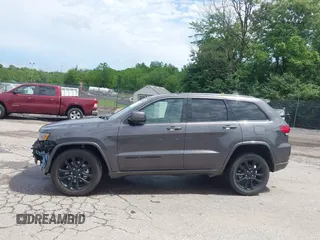 2021 Jeep Grand Cherokee Laredo X with VIN 1C4RJFAG6MC774728, listed as a IAAI auction lot 42270184 with 27,021 mi miles and . Bid and sale history available at DreamBid. Image 14.