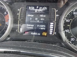 2019 Jeep Cherokee Latitude with VIN 1C4PJLCB2KD403788, listed as a IAAI auction lot 41934713 with 95,455 mi miles and . Bid and sale history available at DreamBid. Image 15.