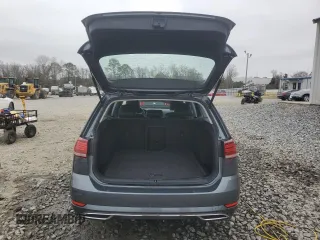2018 Volkswagen Golf SportWagen S with VIN 3VWD17AU0JM759543, listed as a Copart auction lot 43701675 with 70,457 mi miles and Salvage Title. Bid and sale history available at carsss.com. Image 6.