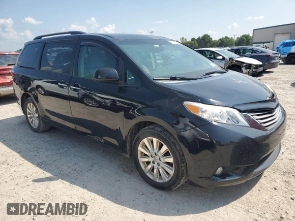 2015 Toyota Sienna Ltd with VIN 5TDDK3DC3FS112704, listed as a Copart auction lot 67127644 with 137,782 mi miles and Non Repairable. Bid and sale history available at carsss.com. Image 4.