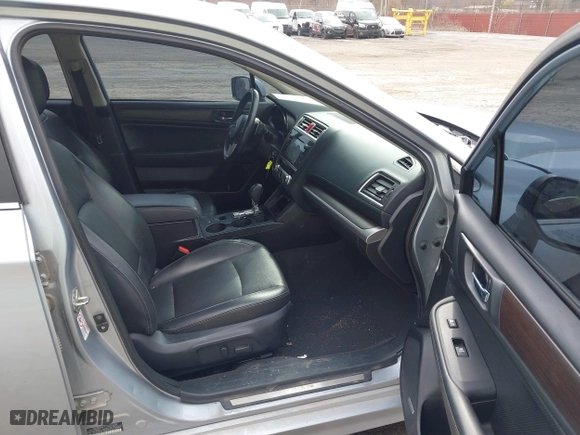 2015 Subaru Legacy 2.5i Limited with VIN 4S3BNAJ63F3067928, listed as a IAAI auction lot 41891477 with 180,369 mi miles. Bid and sale history available at carsss.com. Image 5.