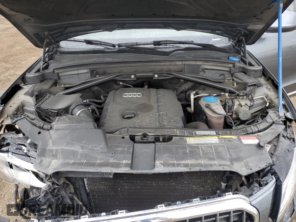 2013 Audi Q5 Premium z VIN WA1LFCFP2DA063385, wystawiony jako Copart lot #61496975 z przebiegiem 222 120 mil mil oraz Szkoda całkowita • Salvage title. Historia ofert i sprzedaży dostępna na DreamBid. Obrazek 12.