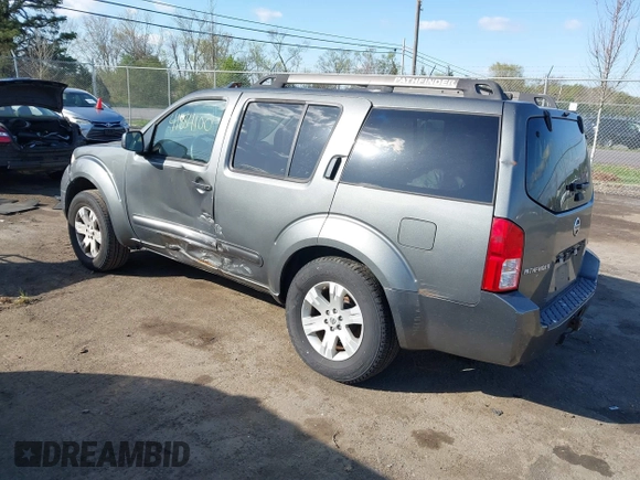 2006 Nissan Pathfinder SE z VIN 5N1AR18W66C674102, wystawiony jako IAAI lot #41984100 z przebiegiem 274 803 mil mil oraz . Historia ofert i sprzedaży dostępna na DreamBid. Obrazek 3.