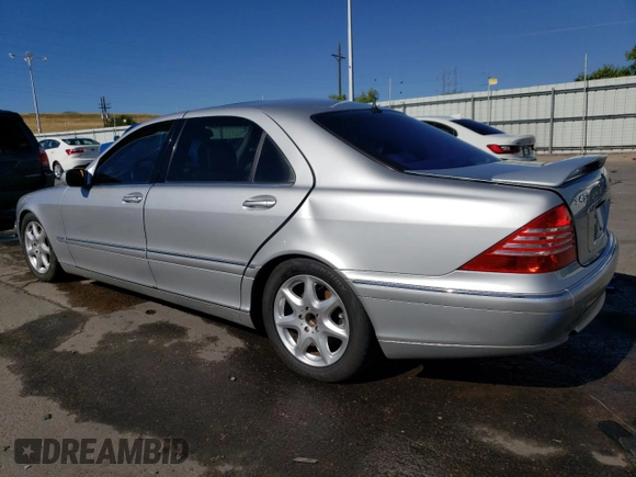 2004 Mercedes-Benz S-Class 4.3L with VIN WDBNG83JX4A423297, listed as a Copart auction lot 71745934 with 171,960 mi miles and Salvage Title. Bid and sale history available at carsss.com. Image 2.