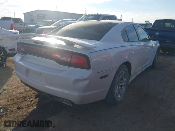 2014 Dodge Charger SE with VIN 2C3CDXBG6EH340877, listed as a IAAI auction lot 41337234 with 181,870 mi miles. Bid and sale history available at carsss.com. Image 4.