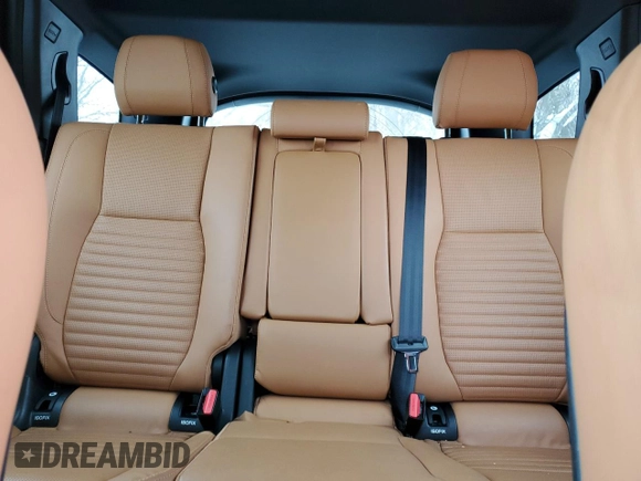 2018 Land Rover Discovery with VIN SALCT2RX8JH743713, listed as a Copart auction lot 83046054 with 113,231 mi miles and Clean Title. Bid and sale history available at DreamBid. Image 10.